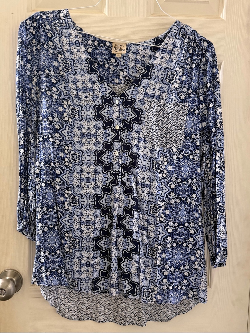 Como Vintage Navy and White Patterned Tunic Top